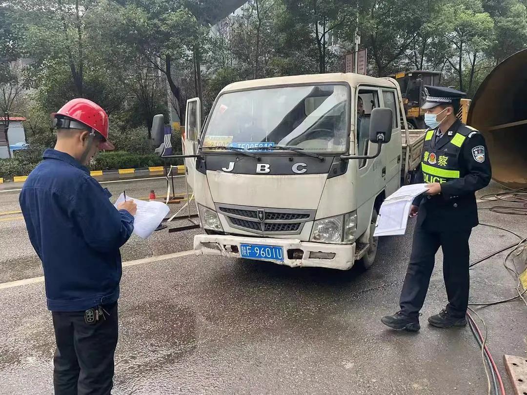 拉亮“警示燈” 念好“緊箍咒”，守住交通安全生命線