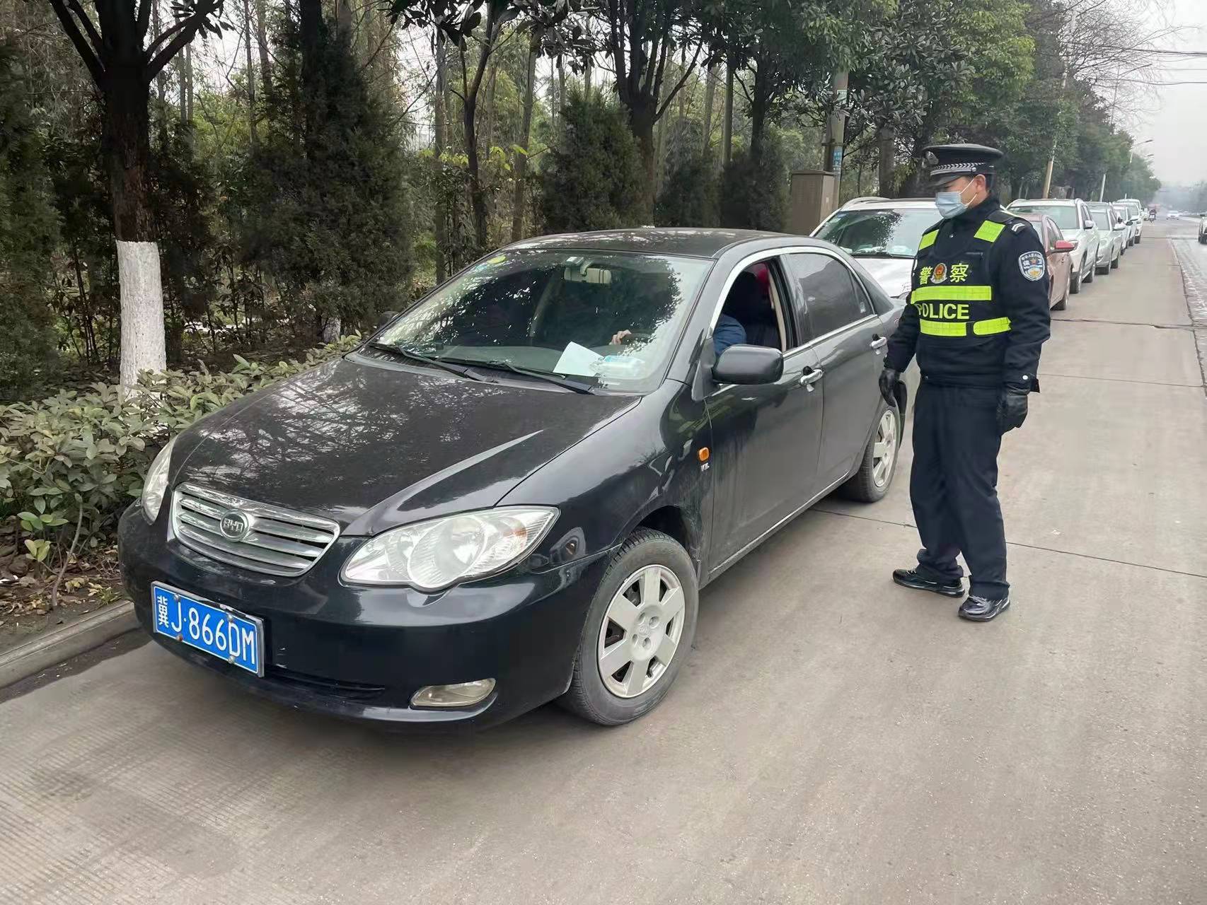 嚴管細查 以實際行動織牢道路安全防線