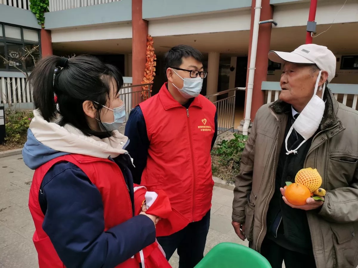 創(chuàng)青年文明  做檢驗“尖兵”