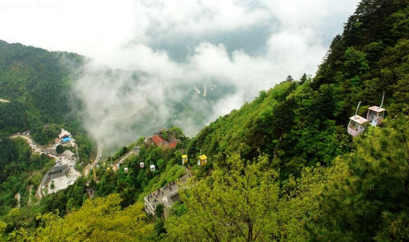 【鋼城文苑】游天臺山